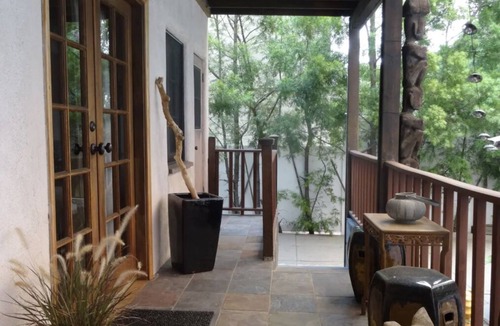 La Brea Apartment | Private Entrance, 1Bedroom, Kitchenette, Bathroom