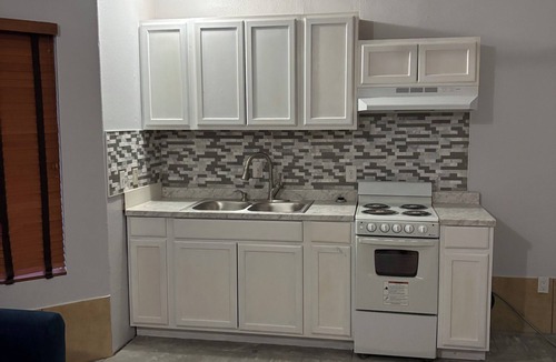 Porterville Apartment | Private Guest House Cozy & Clean Living Room + Bath Great Location