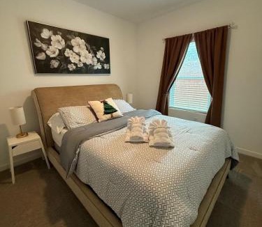 Wheatland House | Private Guest Suite - Shows and Hard Rock