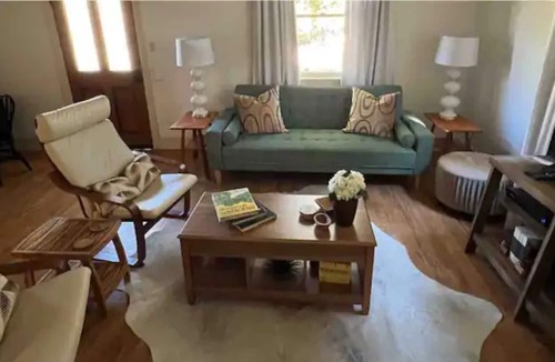Salinas Cottage | Private Picturesque Cottage in Carmel Valley