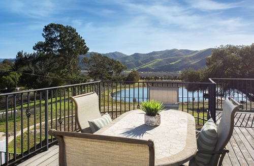 Santa Barbara House | Private pond & views of rolling green hills