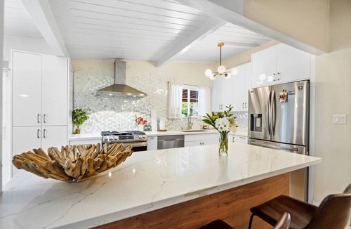 Valley Glen House | Private Pool and Dog Friendly Near Universal Studios