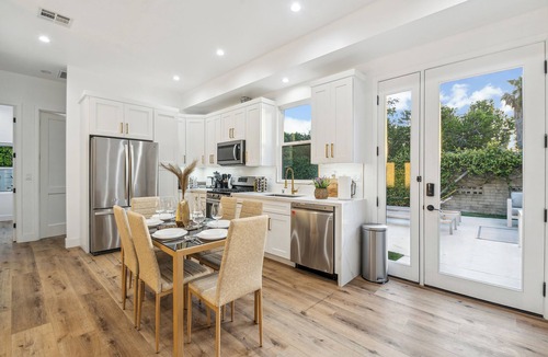 Burbank House | Private Pool Oasis Bright 3BR Getaway