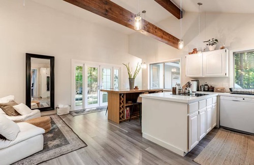 Felton House | Private Retreat in Santa Cruz Mountains w Hot Tub