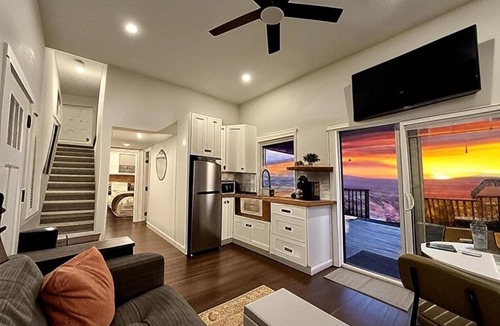 Temecula House | Private Romantic Escape - Hot Tub - Endless Views
