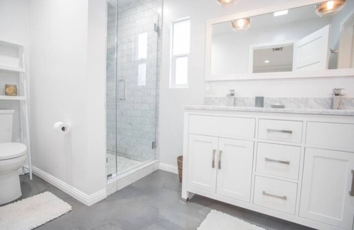 Sherman Oaks House | Private Studio Retreat Sherman Oaks Quiet Central