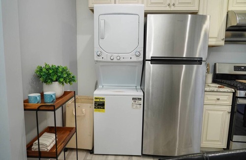 El Monte House | Quaint 1 Bedroom Suite El Monte Getaway near LA