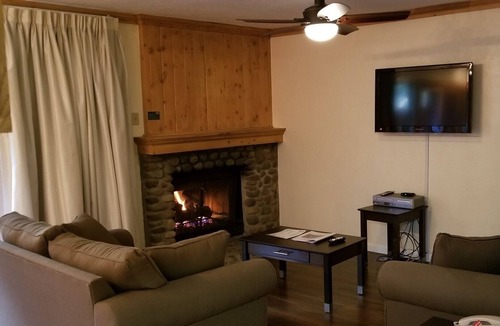 Incline Village Resort | Quaint boutique resort