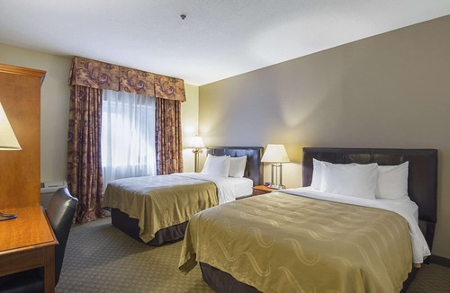 Raisin Hotel | Quality Inn Fresno Yosemite Airport