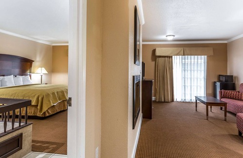 San Simeon Hotel | Quality Inn near Hearst Castle