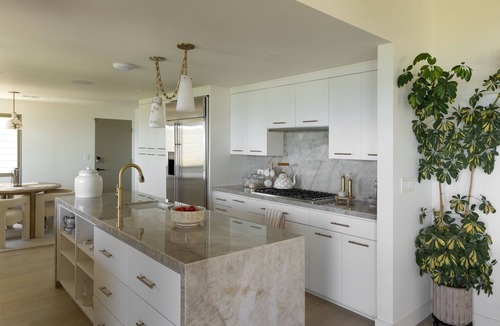 Malibu House | Queen’s Necklace Views, Hot Tub & Pizza Oven