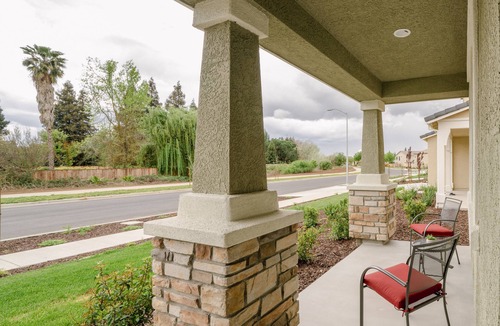 Merced House | *Queen Suite by hospital & UC w/Private Bathroom*