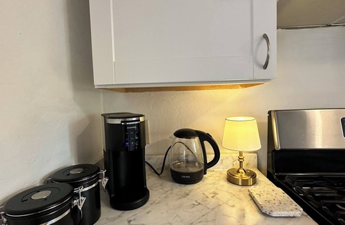 Grass Valley House | Quiet clean dog friendly 1 bd, 1 ba home minutes away from downtown Grass Valley
