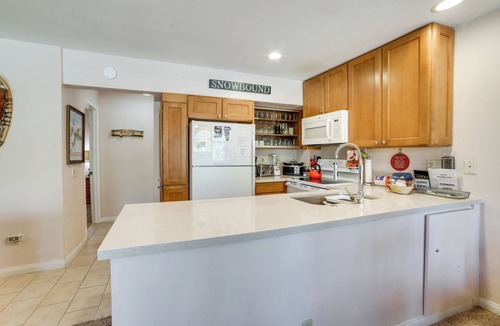Majestic Pines Condo | Quiet Condo w/Great Views, 1/2 Mi to Eagle Lodge!