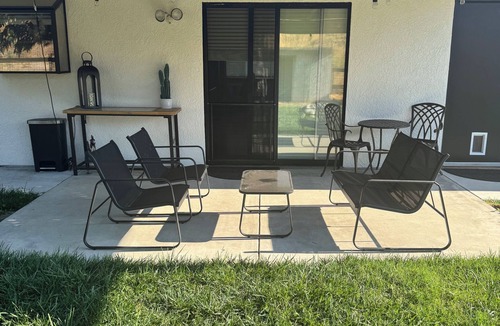 Atascadero House | Quiet Country Charm 3-bedroom , 2-bath house perfect location/minutes to town