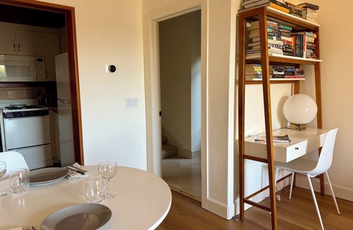 Upper Rockridge Apartment | Quiet, Elegant Apartment With Beautiful Views of Terraced Garden