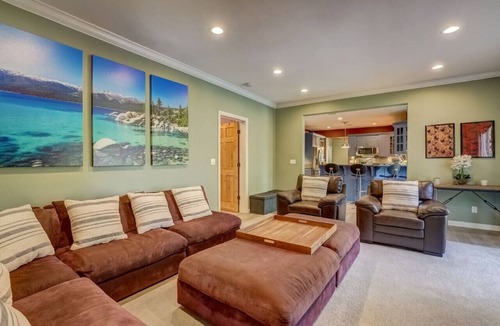 Tahoe Paradise House | Quiet Family Home with Hot Tub & Game Room