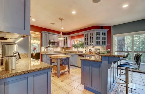 Tahoe Paradise House | Quiet Family Home with Hot Tub & Game Room