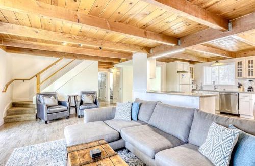 Chamberlands House | Quiet Neighborhood - Lake Retreat with Stunning Views New Deck Easy Ski Access