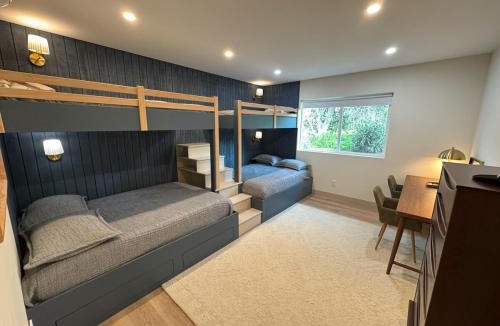 Three Rivers House | Quiet retreat - Hot tub & sauna in Three Rivers