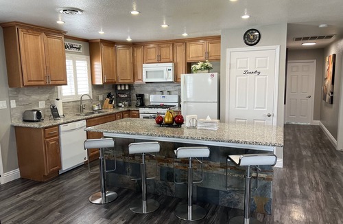 Las Vegas House | Quiet single floor house nearby Las Vegas Blvd W private pool optional heated.