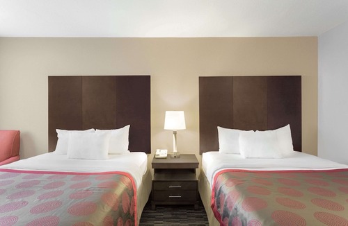 North Fremont Street Hotel | Ramada by Wyndham Monterey