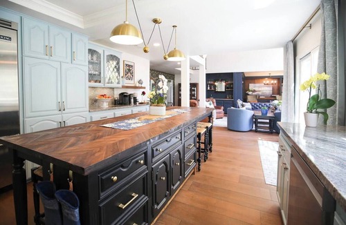 Moorpark House | Ranch Estate/ Pool / Hot Tub / Family Reunions - Holiday Home