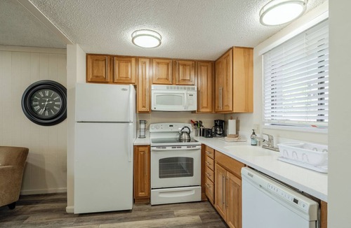 Bijou Park Condo | Rare Beach Front Condo in South Lake Tahoe