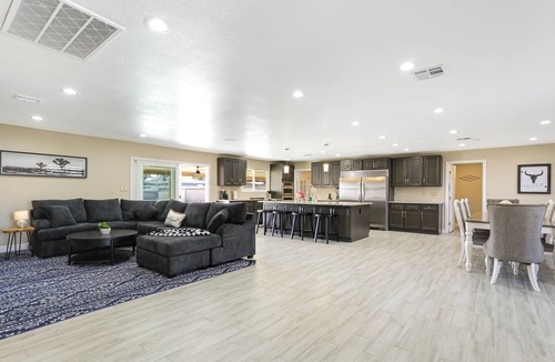 Rainbow Park House | Rare Vegas Retreat - 6 Bedrooms, 4.5 Bath, Private Pool & Entertaining Grounds