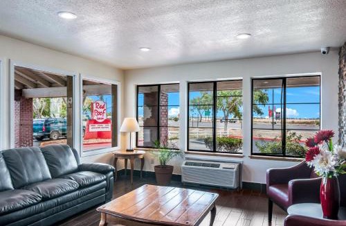 Palmdale Hotel | Red Roof Inn Palmdale - Lancaster