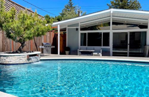 Felton House | Redwood Oasis, Grove and Nook