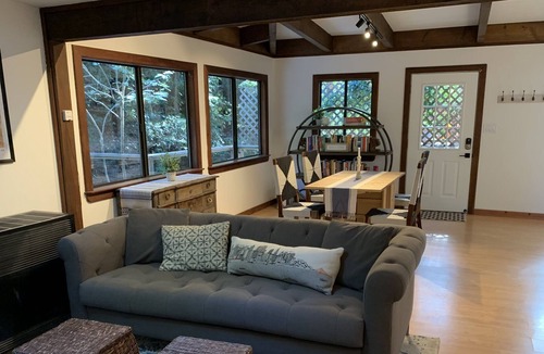 Lagunitas-Forest Knolls Cottage | Redwood Cottage near Point Reyes + hiking 2br/1b