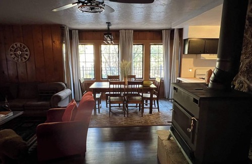 Greenville Cabin | Relax with the whole family at this peaceful place to stay