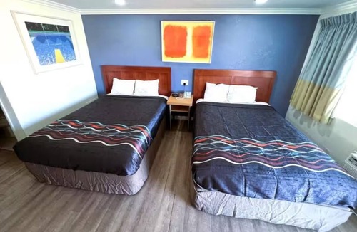 Ridgecrest Hotel | Relaxed Room w/Queen Beds + Kitchenette, Perfect for Extended Stays