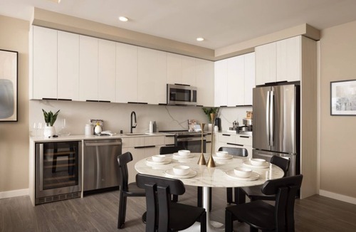 Heritage District Condo | Relaxing 1BR Condo with Fire Pit and Hot Tub at The Martin
