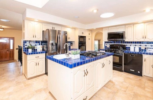 Castro Valley House | Relaxing 4 Bedroom, Center of Bay Area, Hot Tub