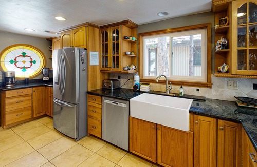 Bass Lake House | Relaxing lakefront Getaway w/private dock, deck, washer/dryer