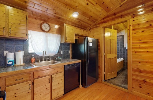 South Lake Tahoe Condo | Remodeled condo close to Heavenly & marina - dog-friendly
