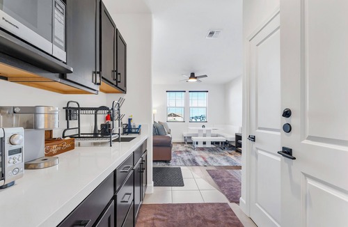 Reno House | Reno Guest House · Near Tahoe & Mt Rose Skiing