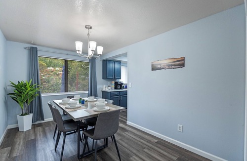 Reno House | Reno-Tahoe Escape: Midtown 3BR/2BA Retreat