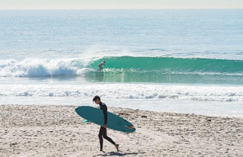Santa Ana Heights House | Renovated 3Br Oceanfront W Panoramic Views By Beachview Rentals