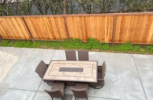 Edgemar - Pacific Manor House | Renovated Beach Lover’s 2B1B 15min to SF/SFO Free Parking Steps to Beach