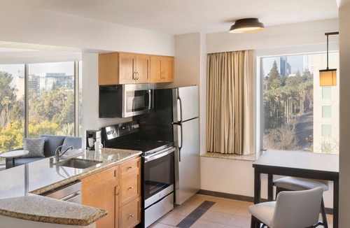 Downtown Sacramento Hotel | Residence Inn by Marriott Sacramento Downtown at Capitol Park