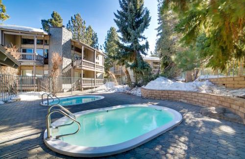 Mammoth Lakes House | Resort Condo w/Hot Tub & Pool, Near Ski Lift