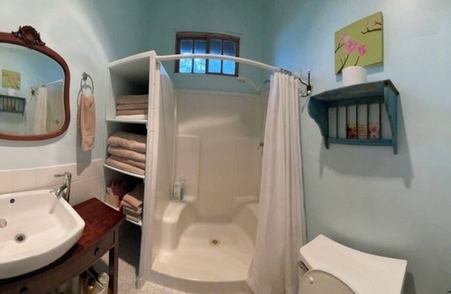 Three Rivers House | RETREAT RELAX EXPLORE and DISCOVER in comfort.