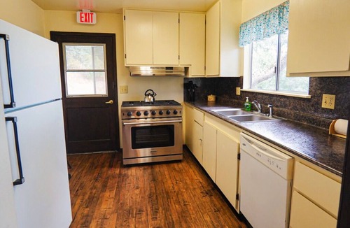 Tuolumne Resort | Ridge House 6/6 Private Retreat