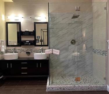Beach Hill - Beach Flats Hotel | Rio Vista Inn & Suites Santa Cruz