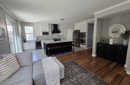 Ripon House | Ripon Park House, 4 bedroom 2.5ba