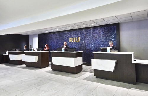 Fisherman's Wharf Hotel | Riu Plaza Fisherman's Wharf