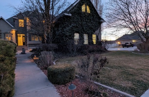 Spanish Fork House | River House - Entire 6-bedroom, 3.5 bathroom home near the SF River trail